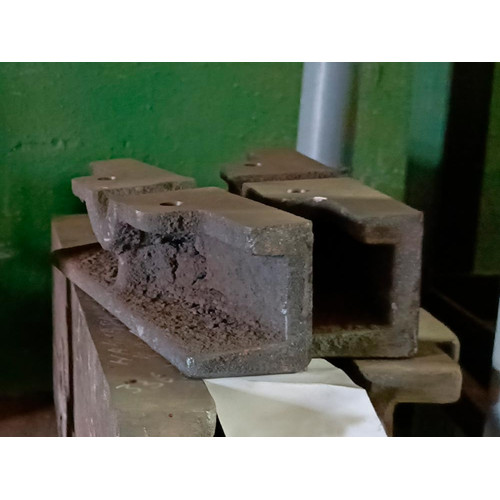 Накладка крайняя 336.34 (00.1603.056)